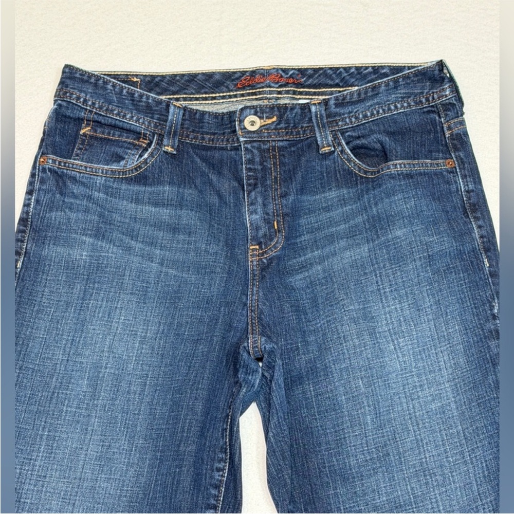 Eddie Bauer women’s shaped fit straight leg Dark Blue Denim‎ Jeans size 10R